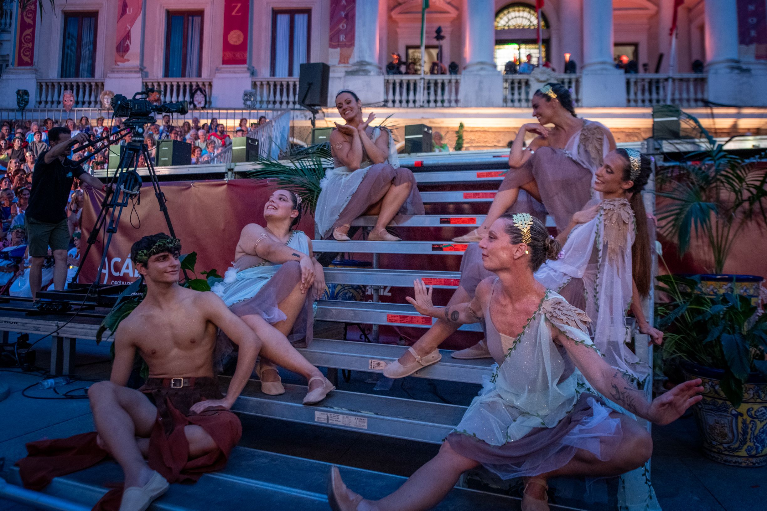 El espectacular viaje en el tiempo de Cádiz  así ha vuelto a ser Gades 54