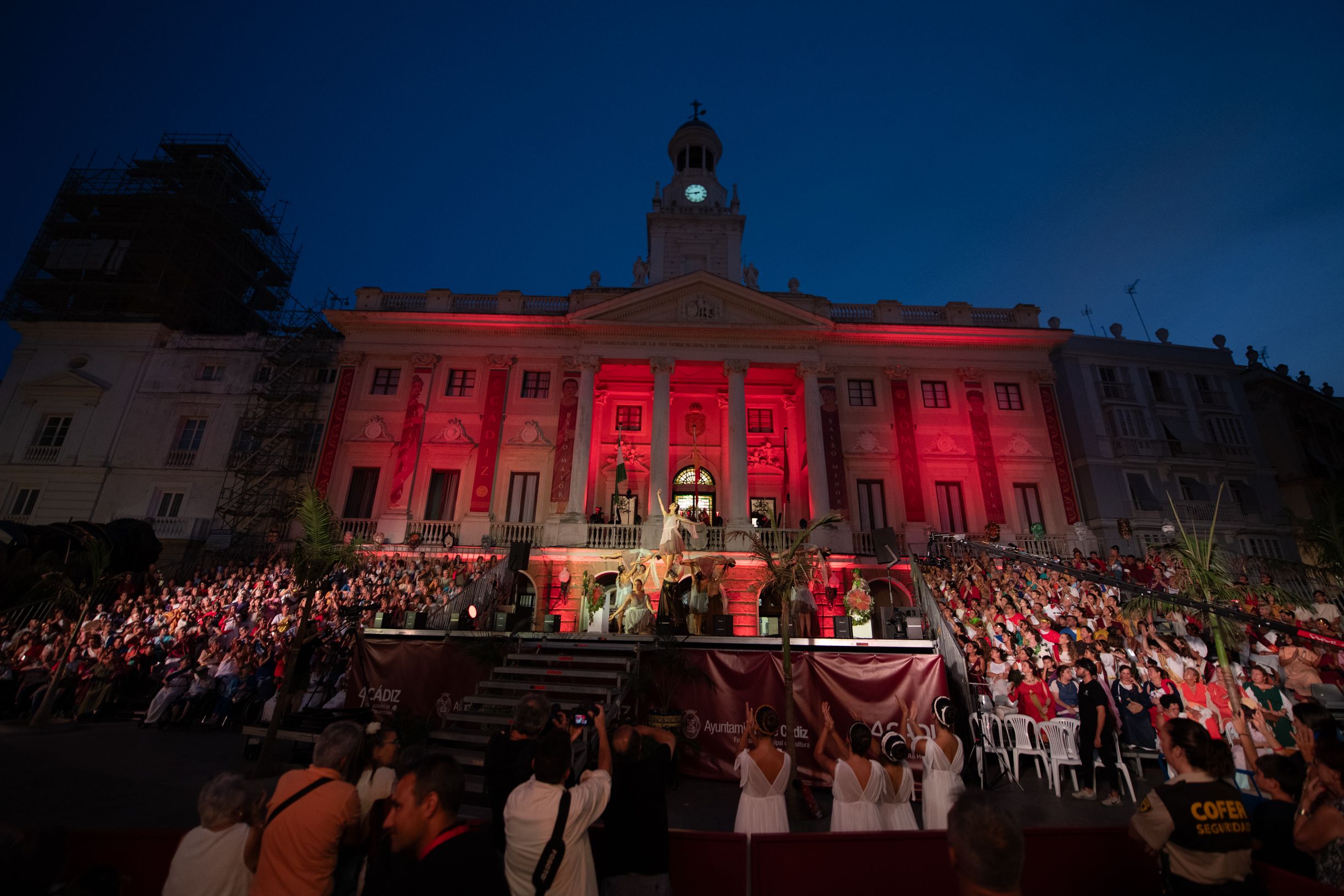 El espectacular viaje en el tiempo de Cádiz  así ha vuelto a ser Gades 61
