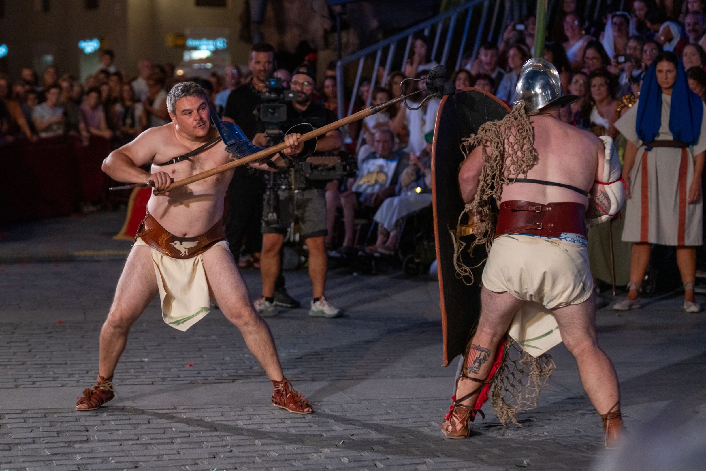 El espectacular viaje en el tiempo de Cádiz  así ha vuelto a ser Gades 65