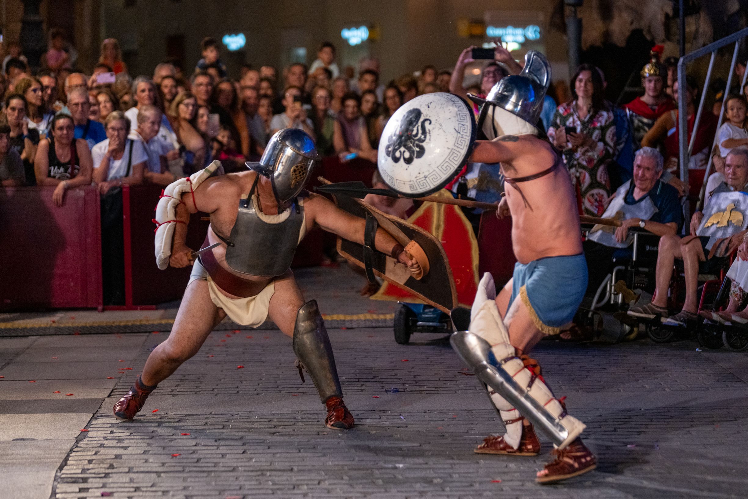 El espectacular viaje en el tiempo de Cádiz  así ha vuelto a ser Gades 67