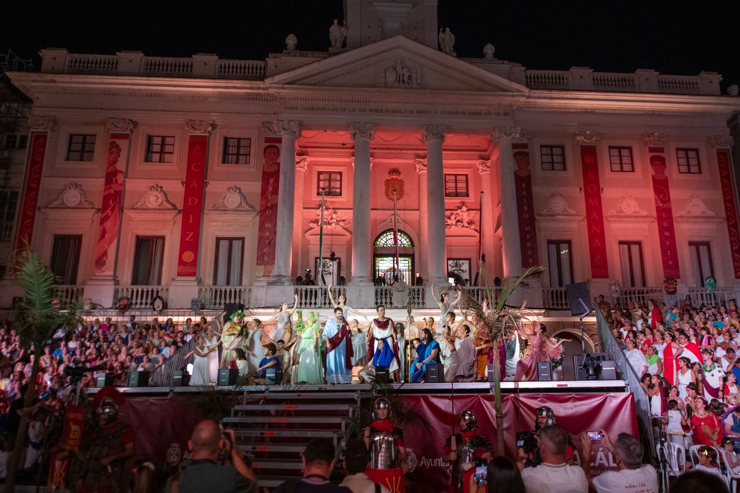 El espectacular viaje en el tiempo de Cádiz  así ha vuelto a ser Gades 81