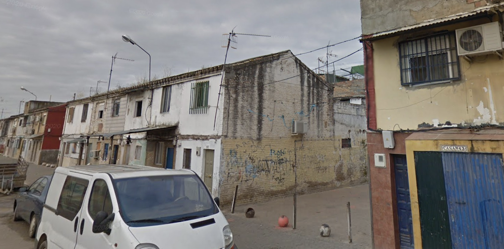 La calle de Torreblanca, en Sevilla, donde tiene lugar el suceso.