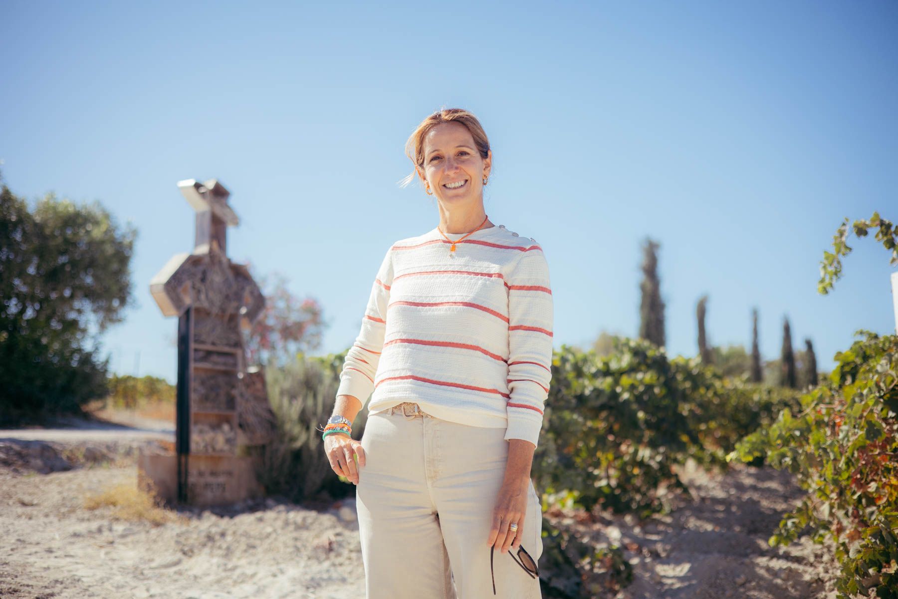 Victoria González-Gordon, ante una de las viñas de González Byass con certificación sostenible.
