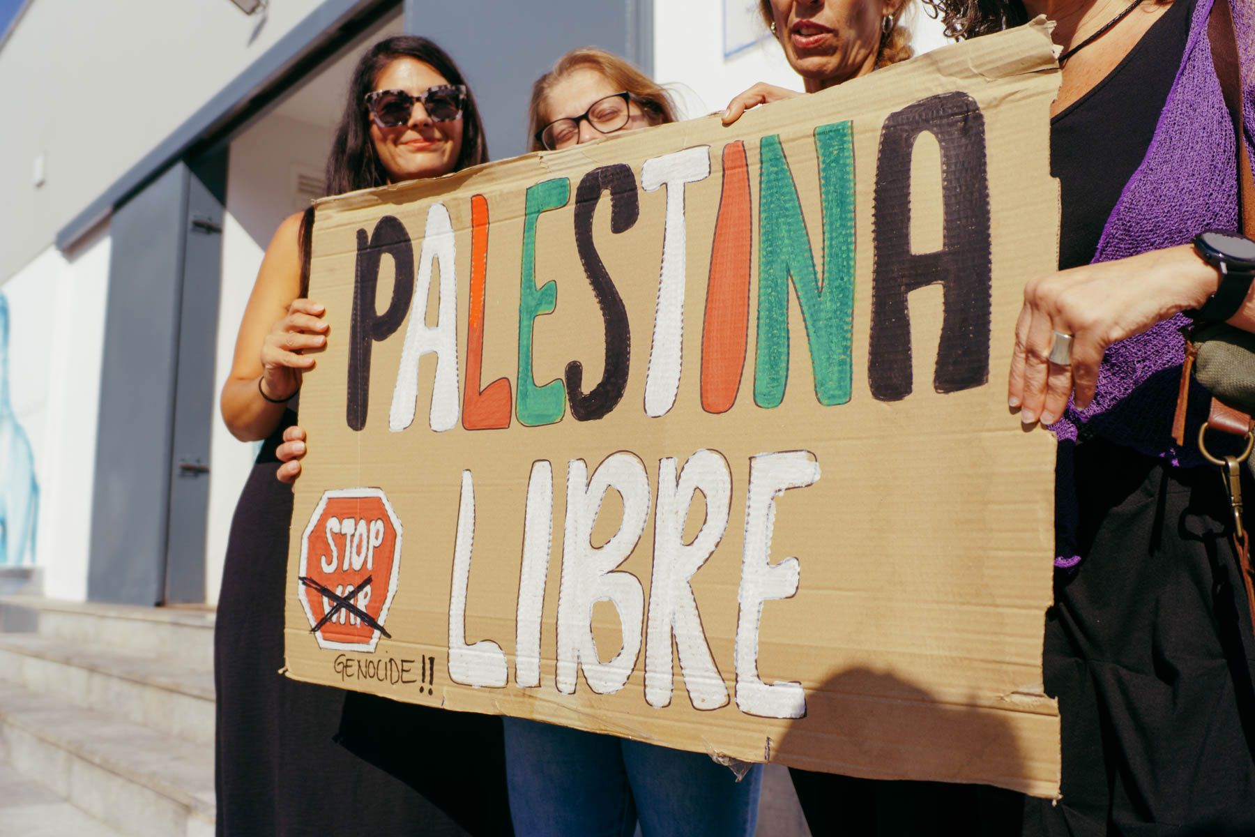 Cartel de protesta por la paz en Palestina.