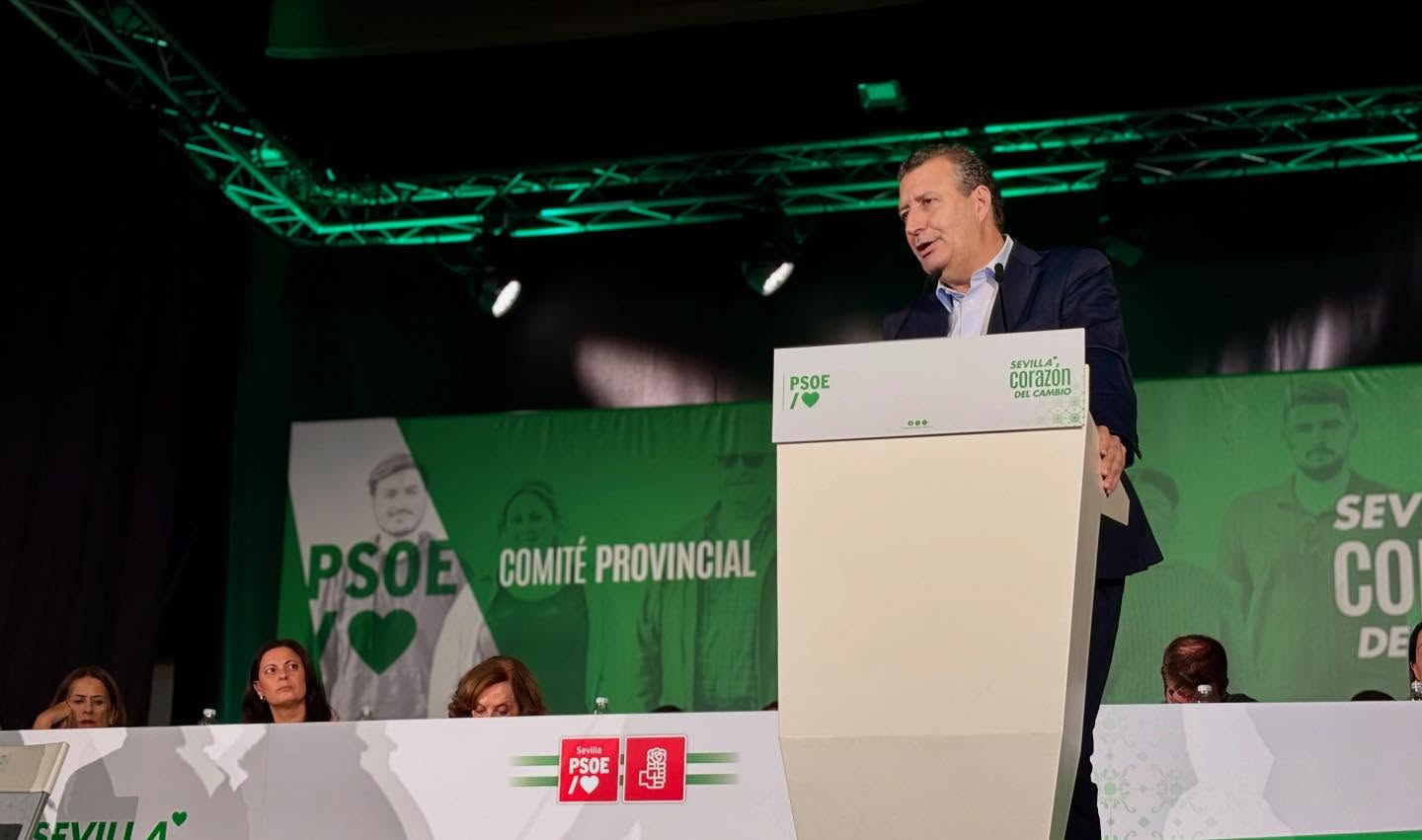 Javier Fernández, secretario general del PSOE sevillano.