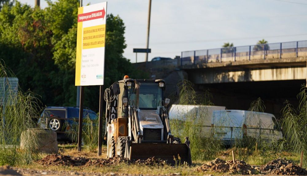 Obras tranvibus Sevilla trafico La Campana El Duque La Gavidia Sevilla Este FERNANDO VÁZQUEZ 00014