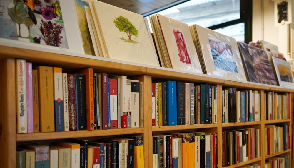 Feria del Libro 2025   Libreria de Antonio Bosch (Sevilla) FERNANDO VÁZQUEZ 00034