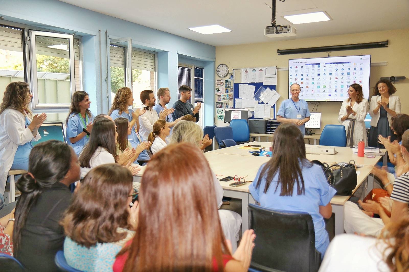 El doctor Pavón en su despedida del Virgen del Rocío. El doctor Pavón en su despedida del Virgen del Rocío.