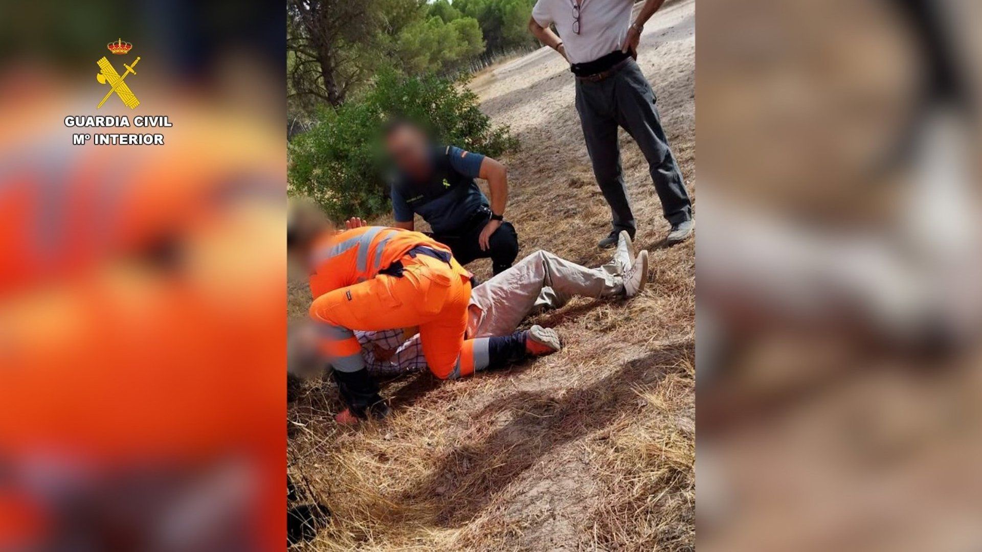 La Guardia Civil ha rescatado a un hombre en el camino al Rocío. La Guardia Civil ha rescatado a un hombre en el camino al Rocío.