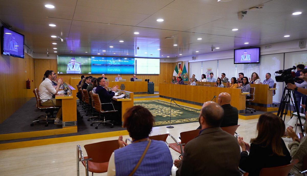 Pleno de septiembre de la Diputación de Sevilla.