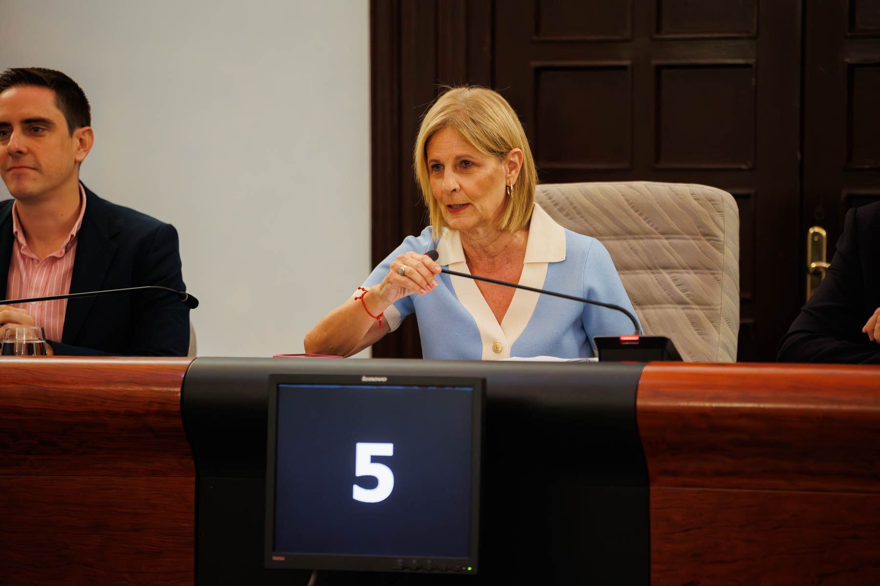 La alcaldesa, María José García-Pelayo, en el pleno.