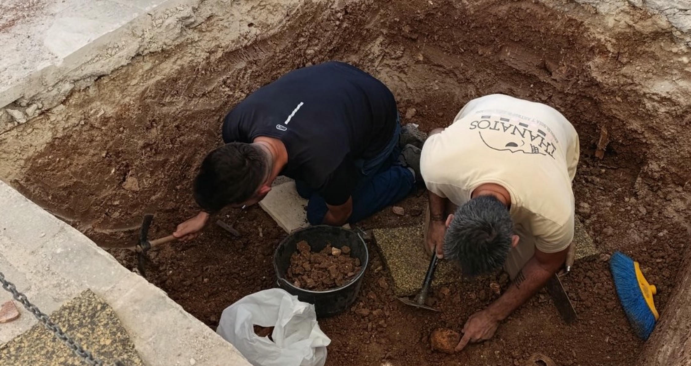 Los trabajos realizados en Benaocaz. Los trabajos realizados en Benaocaz.