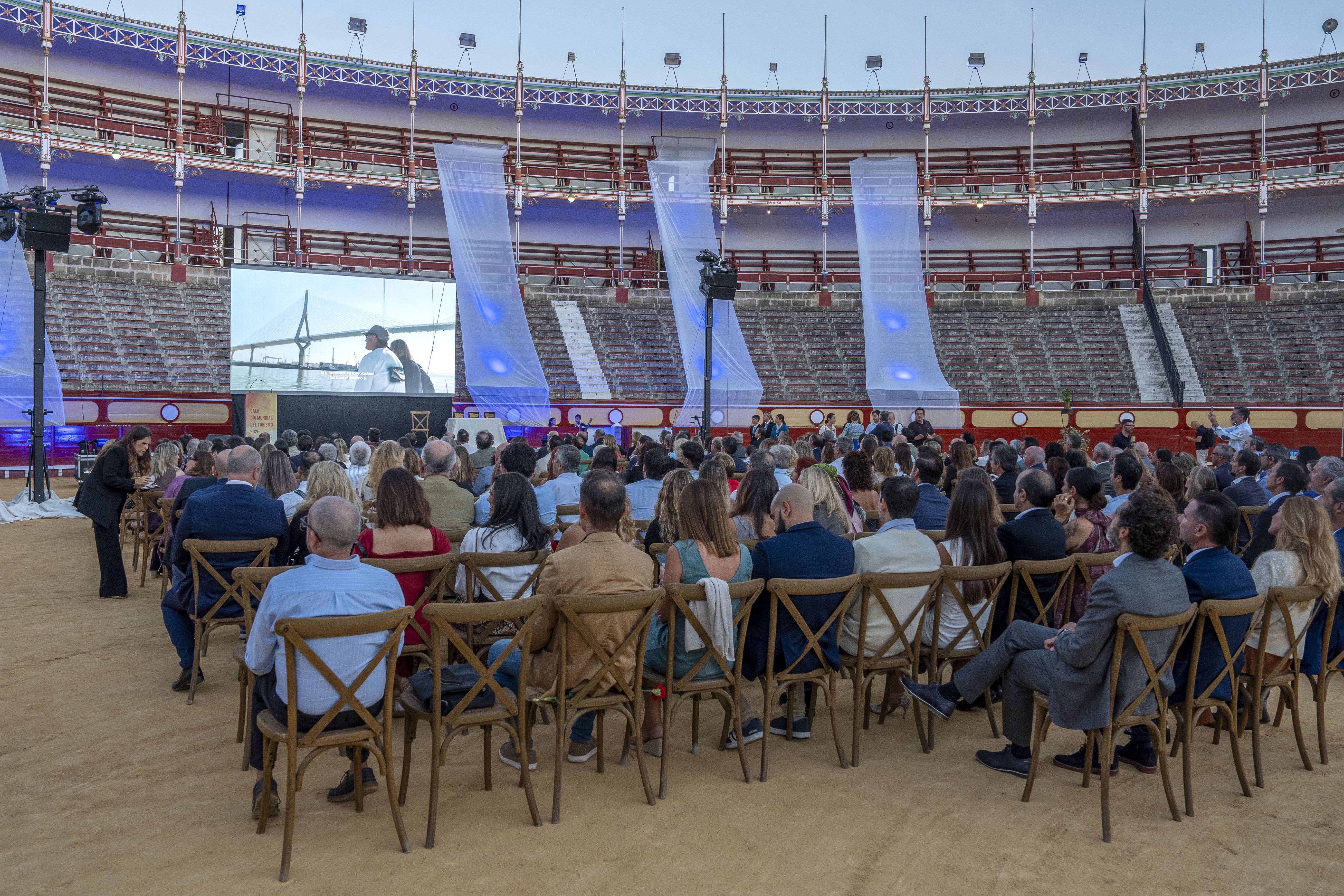 Gala provincial por el Día del Turismo.