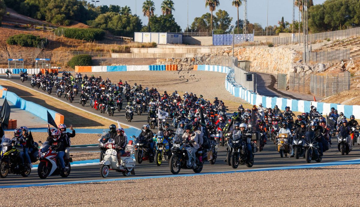 Una imagen del histórico encuentro motero.