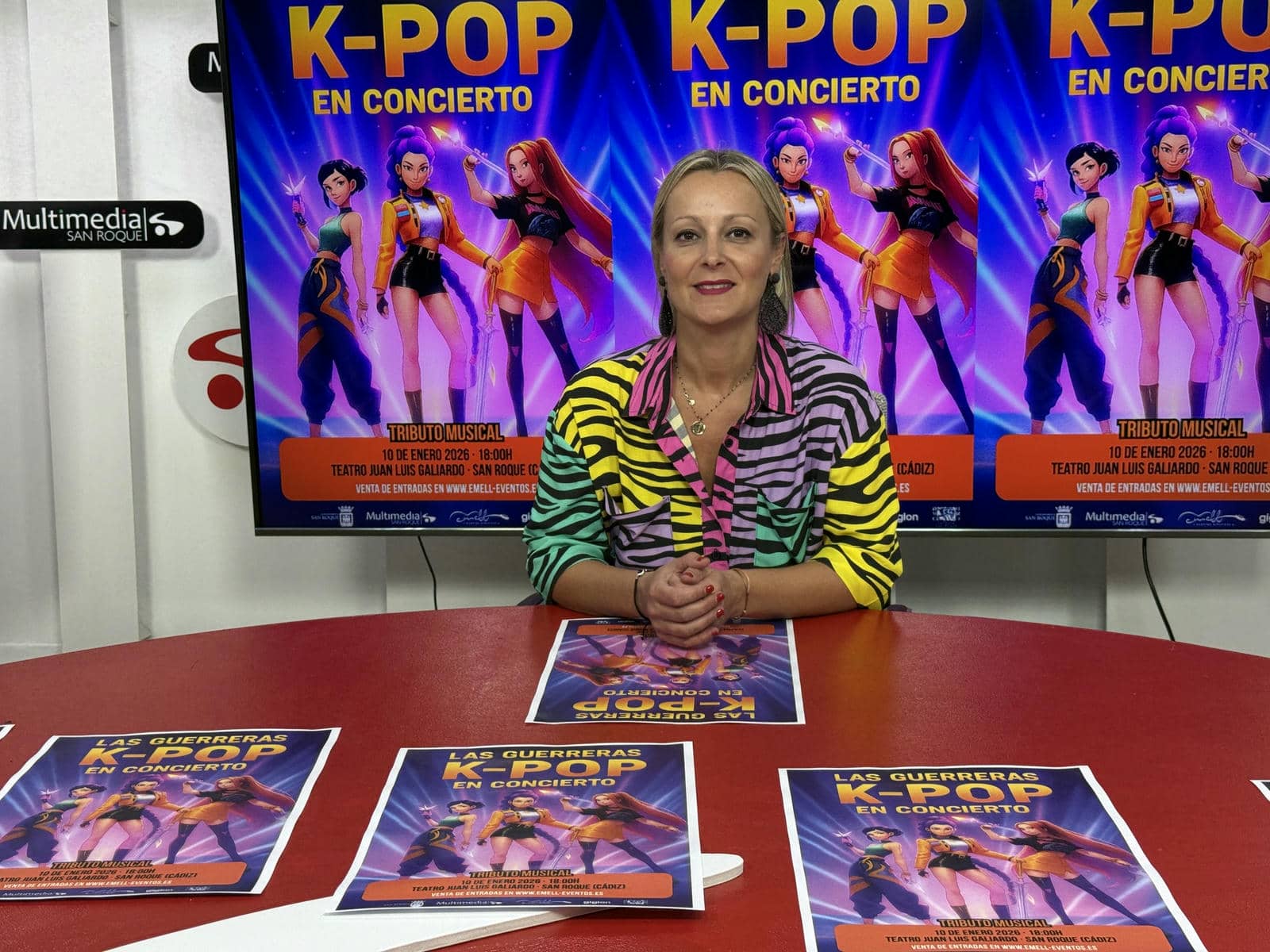 'Las Guerreras K-Pop' lo 'petan' en San Roque. Ana Ruiz, en la imagen, confirmando el nuevo pase de este tributo musical. 'Las Guerreras K-Pop' lo 'petan' en San Roque. Ana Ruiz, en la imagen, confirmando el nuevo pase de este tributo musical.