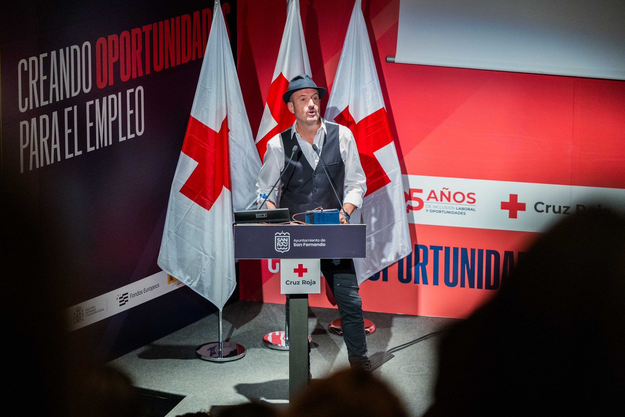 Ponencia de Alex O’Dogherty, en la Feria de Empleo de Cruz Roja, celebrada en San Fernando.