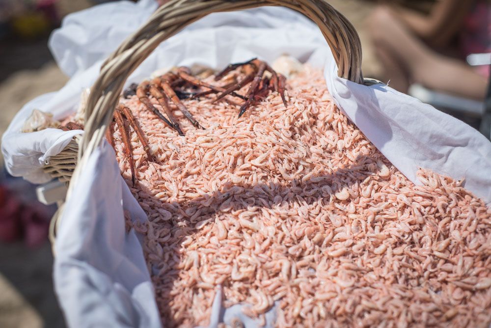 Un puesto de venta de camarones. FOTO: MAKY GASSIN