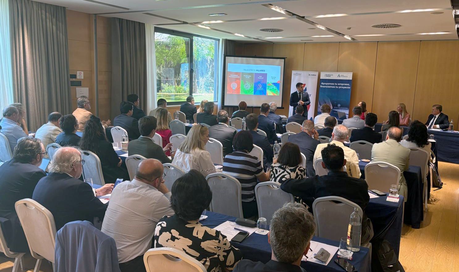 Reunión de Andalucía Trade en la que participaron 33 empresas andaluzas.