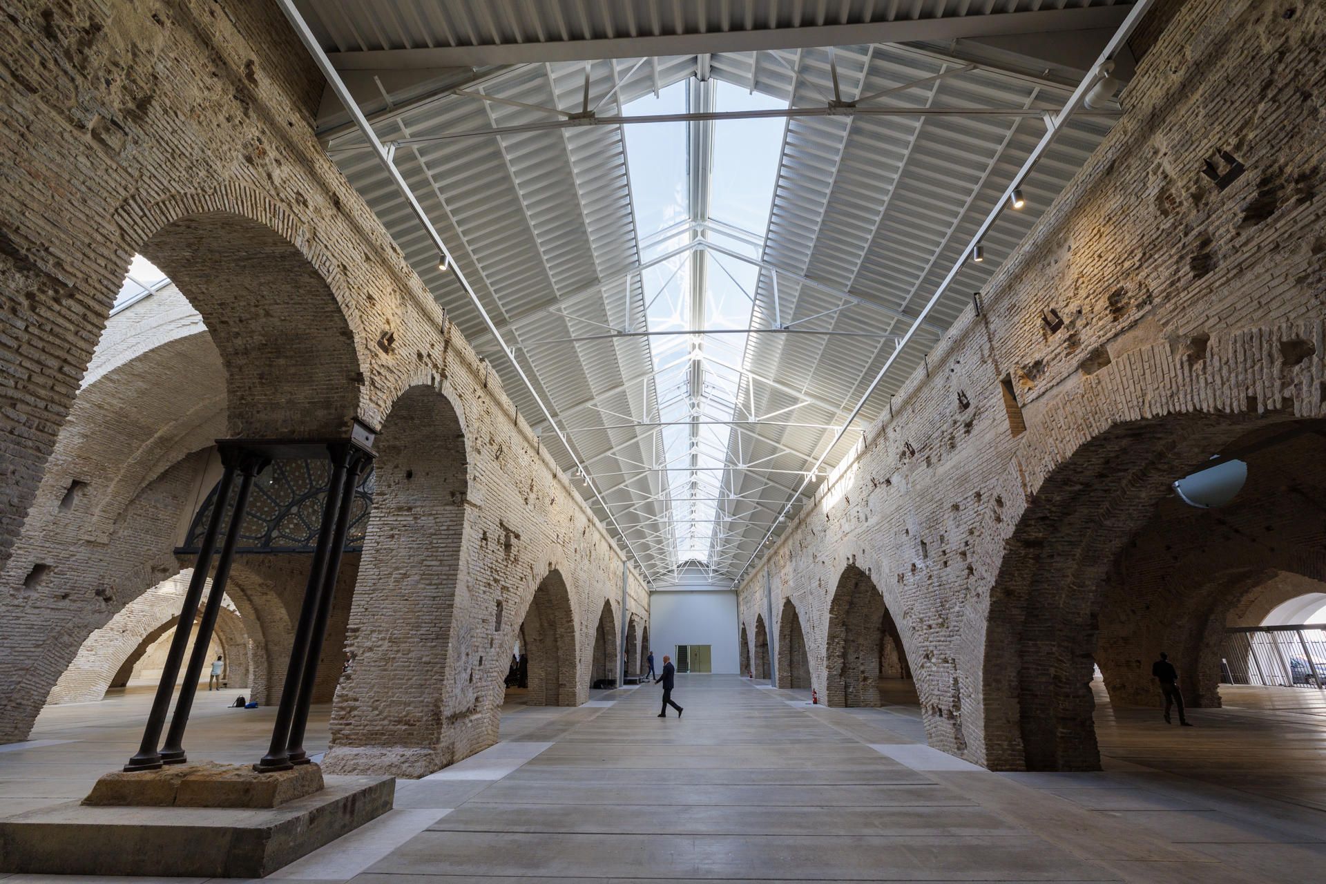 Imagen del interior de las Atarazanas de Sevilla.