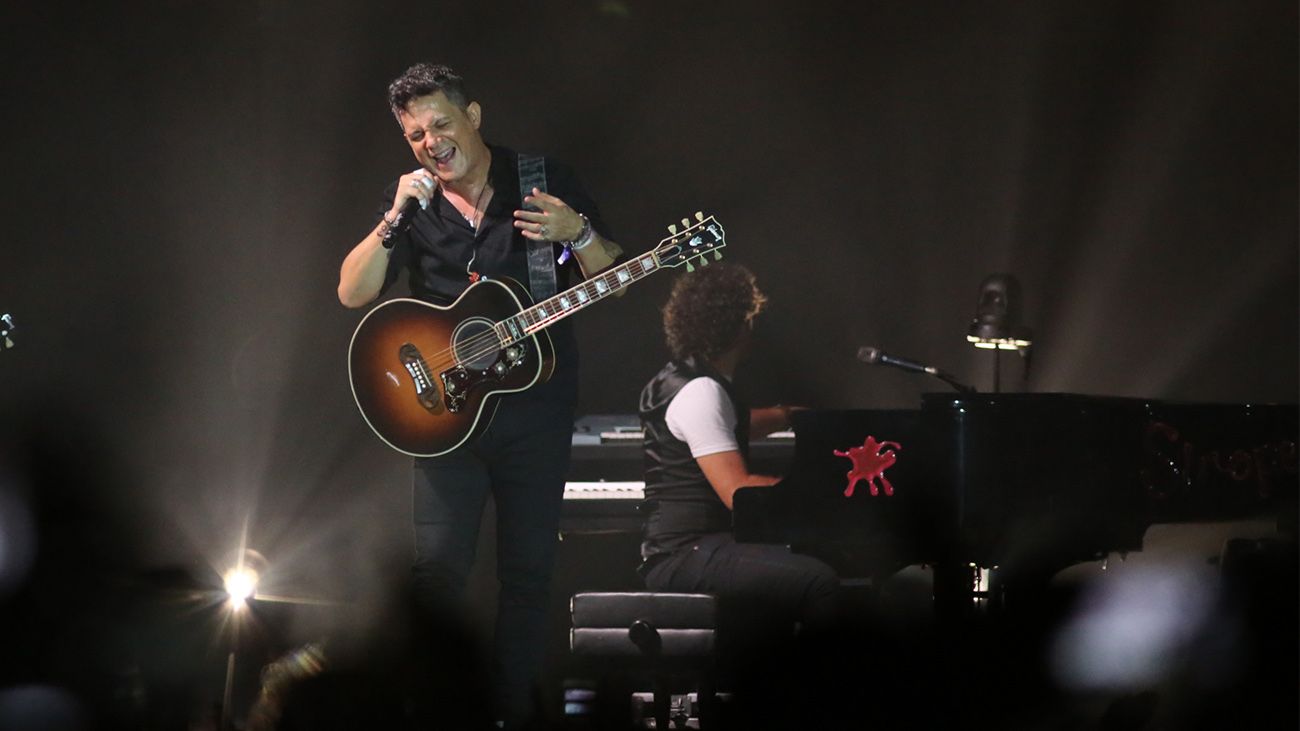 Alejandro Sanz, en un concierto en Jerez en 2016. FOTO: JUAN CARLOS TORO