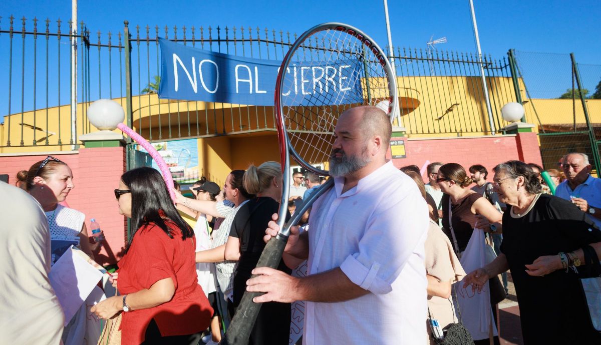 Cierre Puertas del Sur Jerez 05