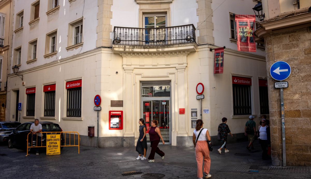 BANCO SANTANDER PALILLERO CADIZ 03