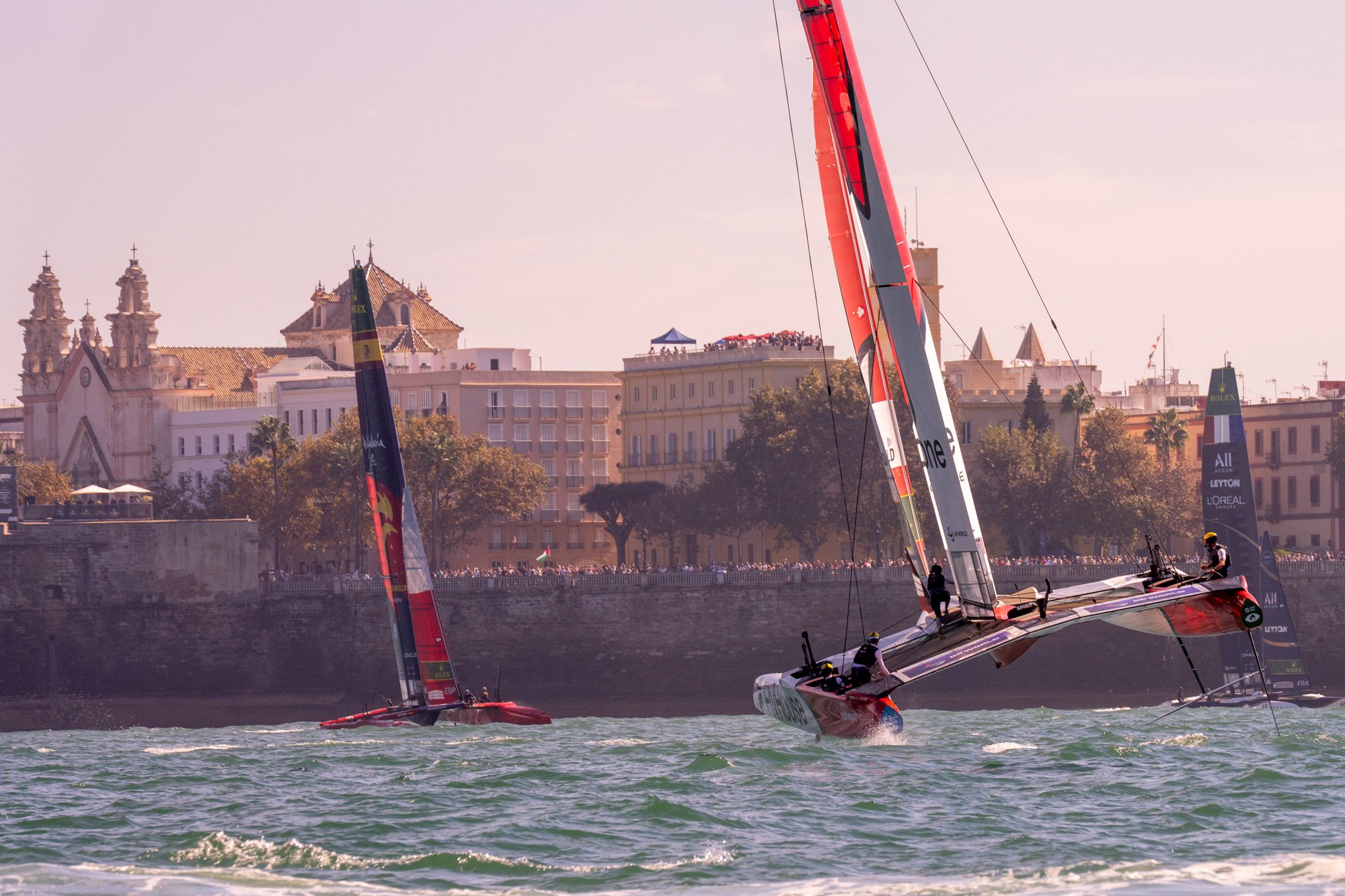 Una regata de la SailGP en Cádiz.