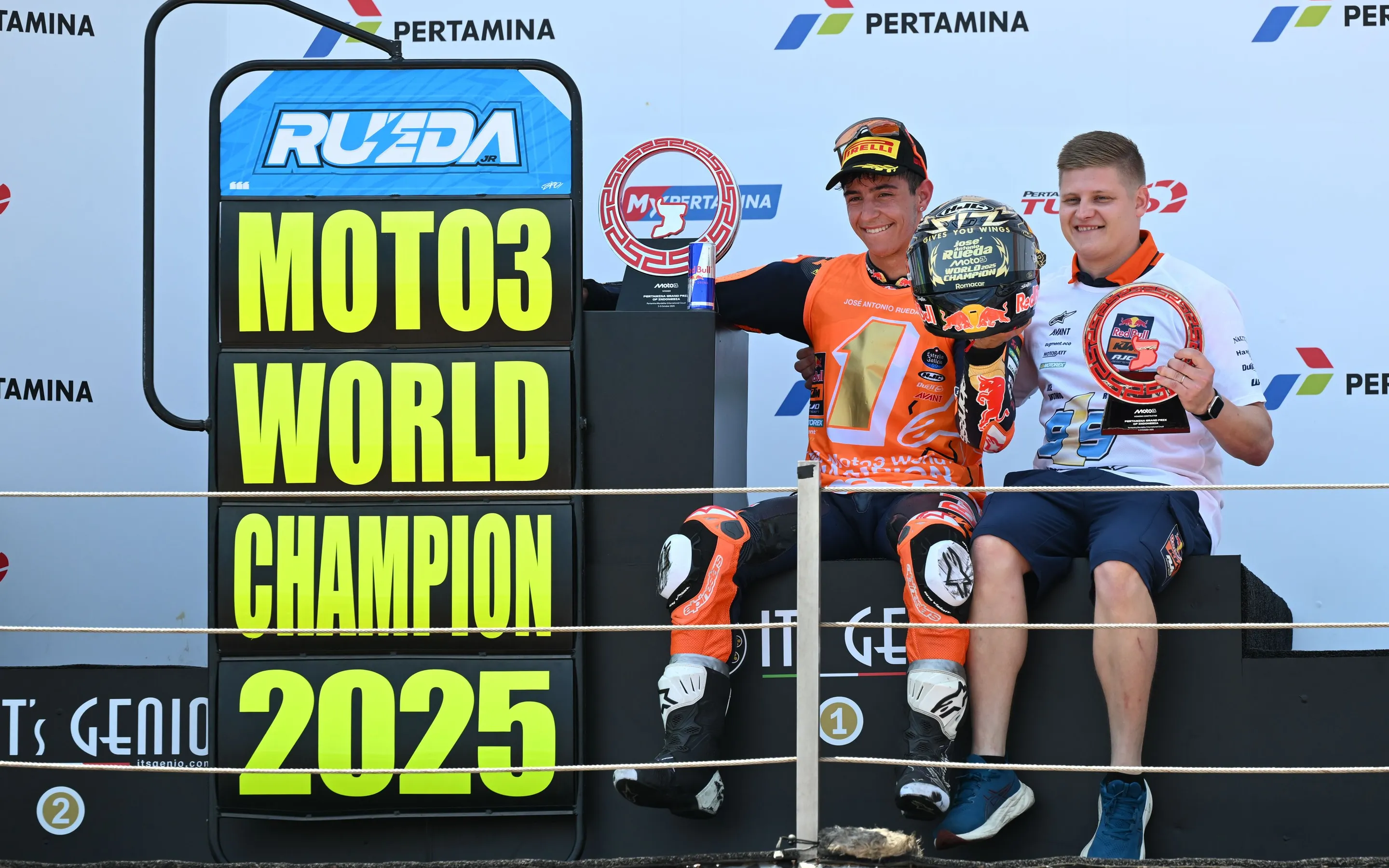 José Antonio Rueda ya es campeón del mundo de Moto3.
