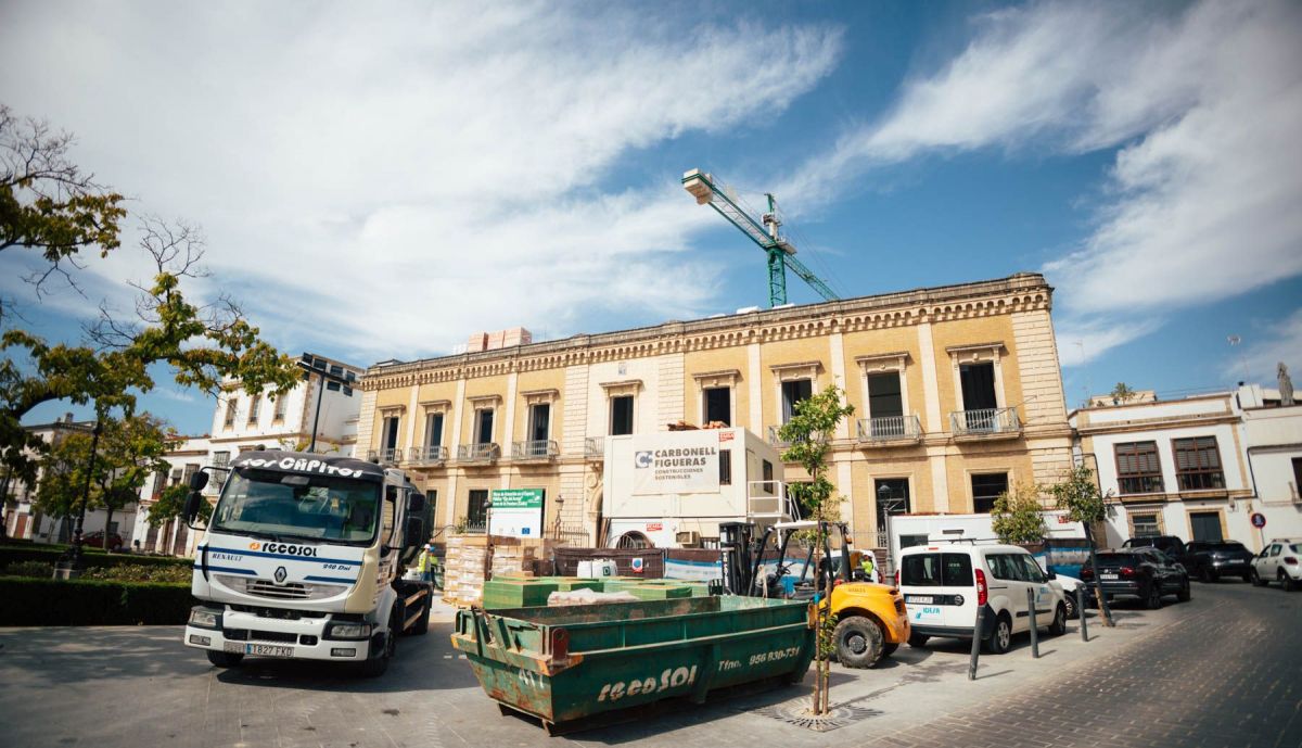 HOTEL ARROYO ANTIGUA COMISARIA POLICIA NACIONAL