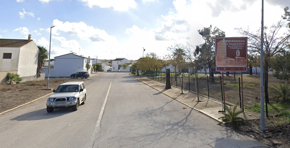 Entrada a Los Chapatales, en Los Palacios y Villafranca.