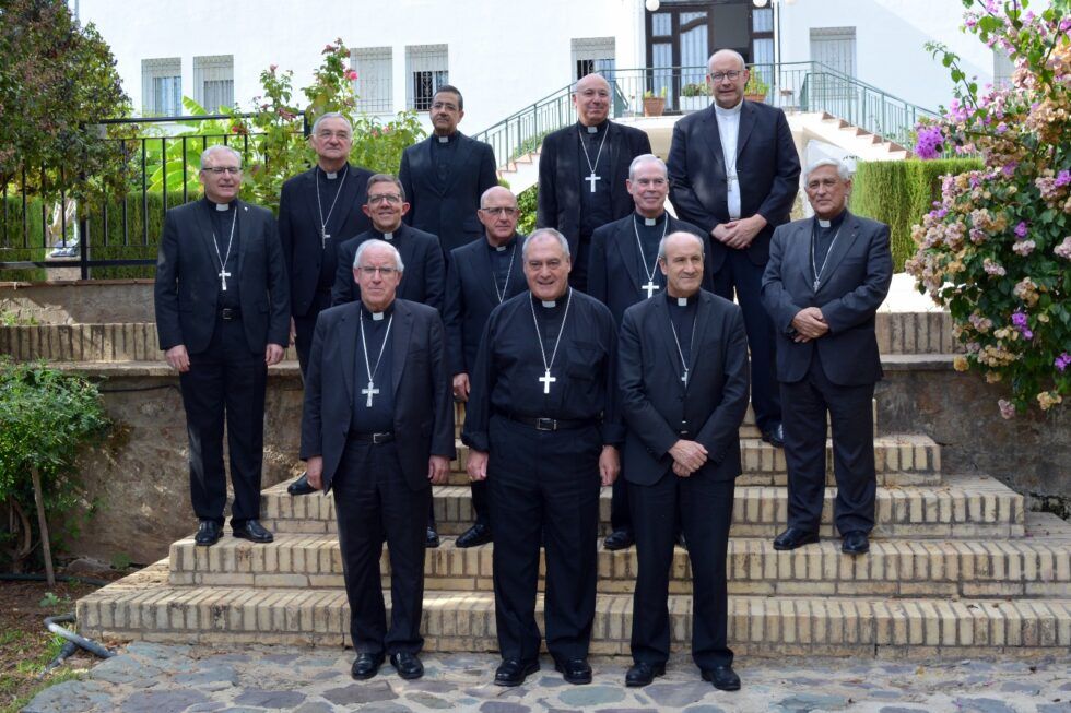 Los obispos andaluces, reunidos en Córdoba este lunes.