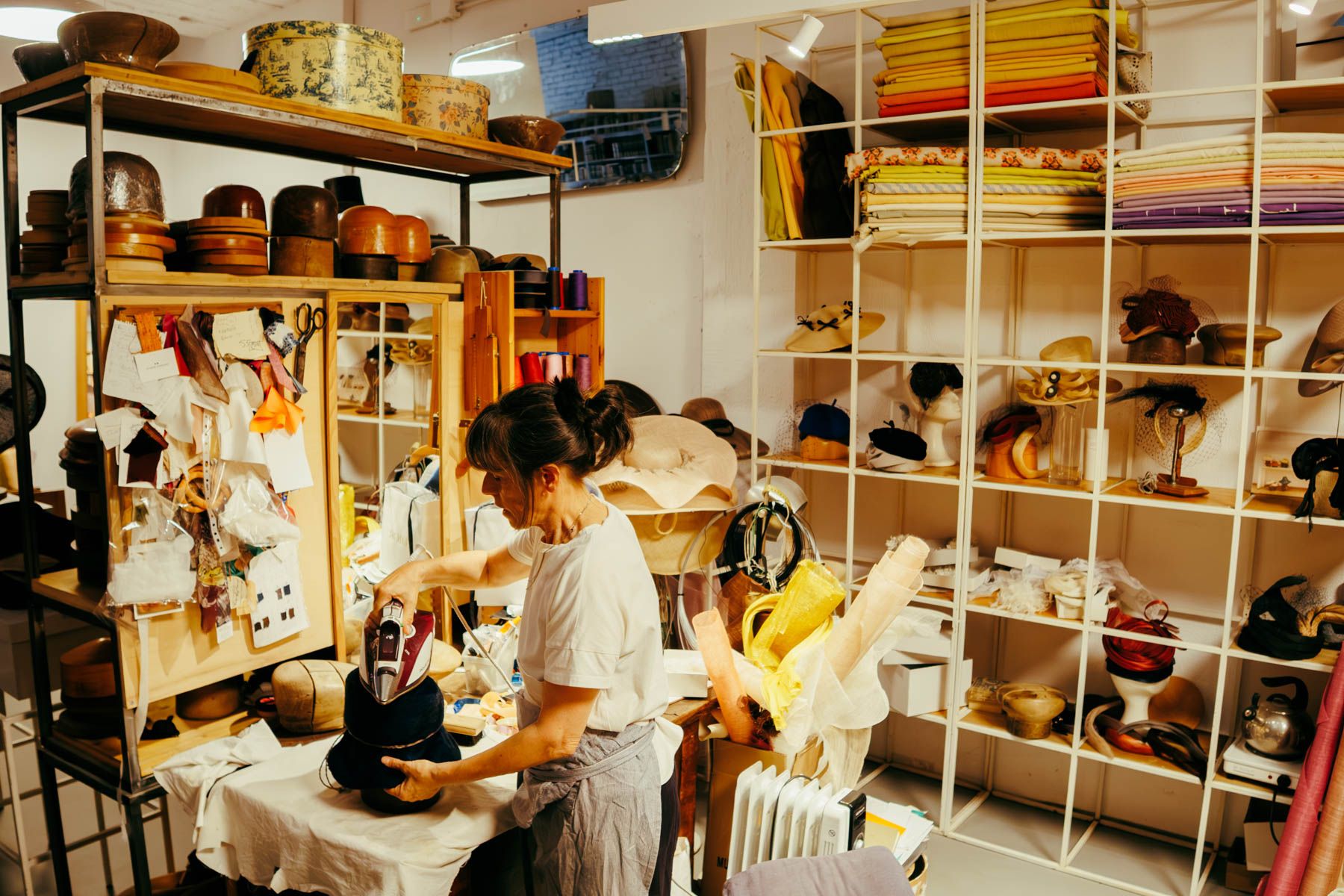 Patricia Buffuna, en su taller de la sevillana calle Aceituno.