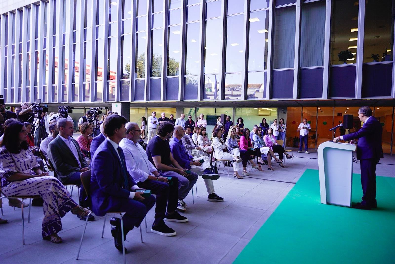 Un momento del acto de presentación.