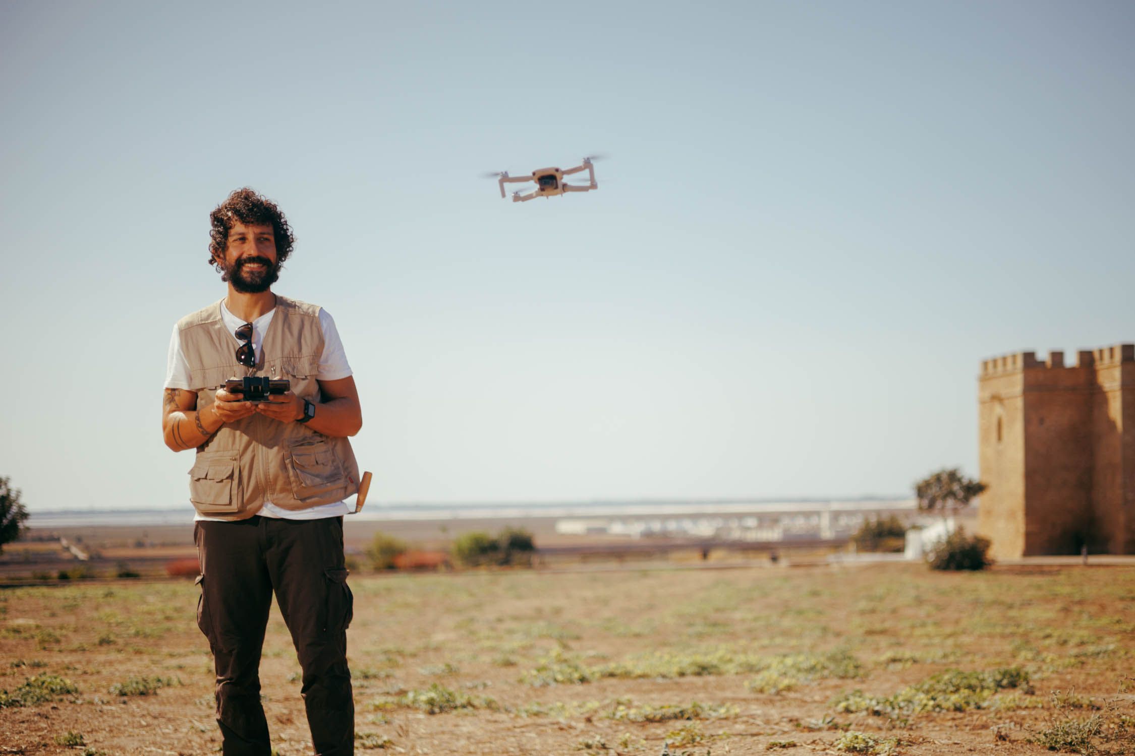 Antonio Pecci, arqueólogo italiano pionero en aplicar los drones a la arqueología. 