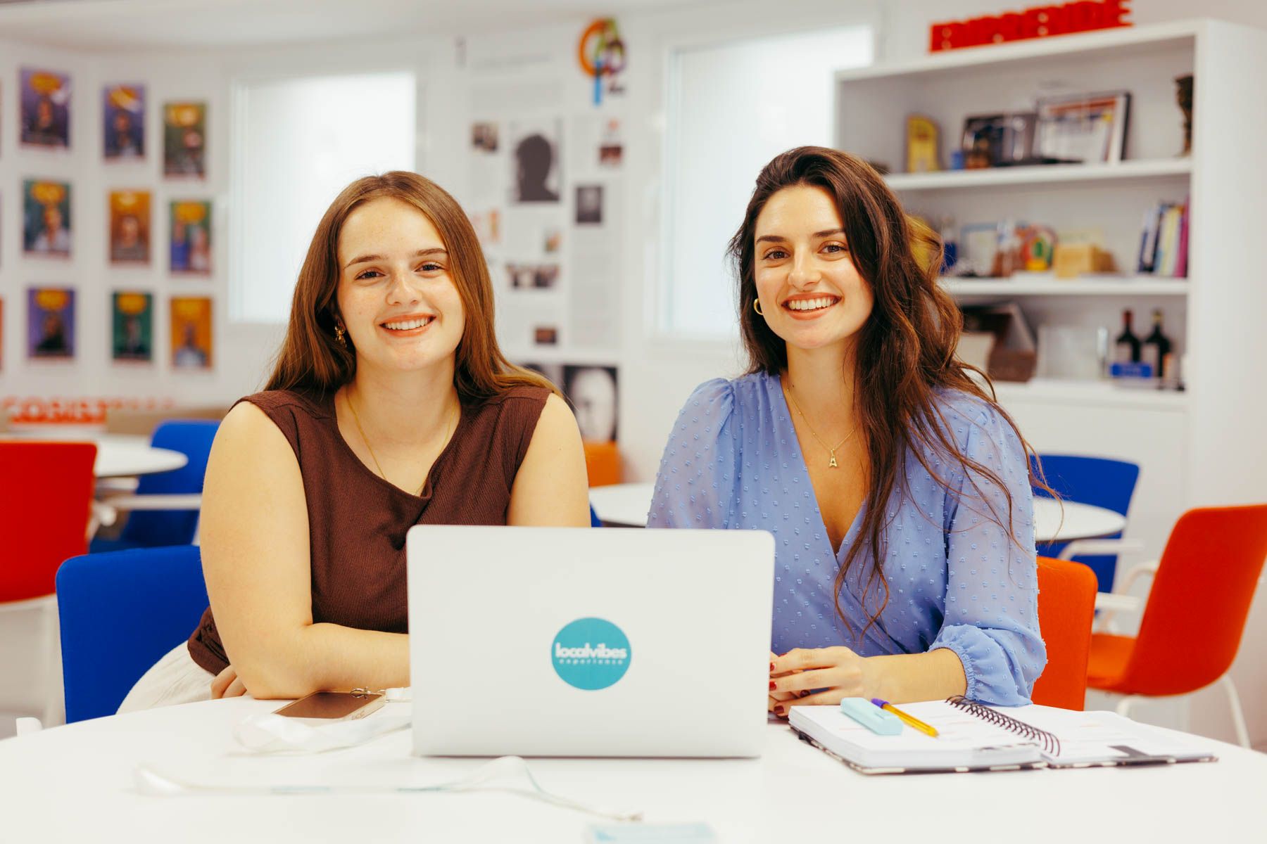 Natalia Crespo y Andrea Castaño, dos de las fundadoras de la plataforma.
