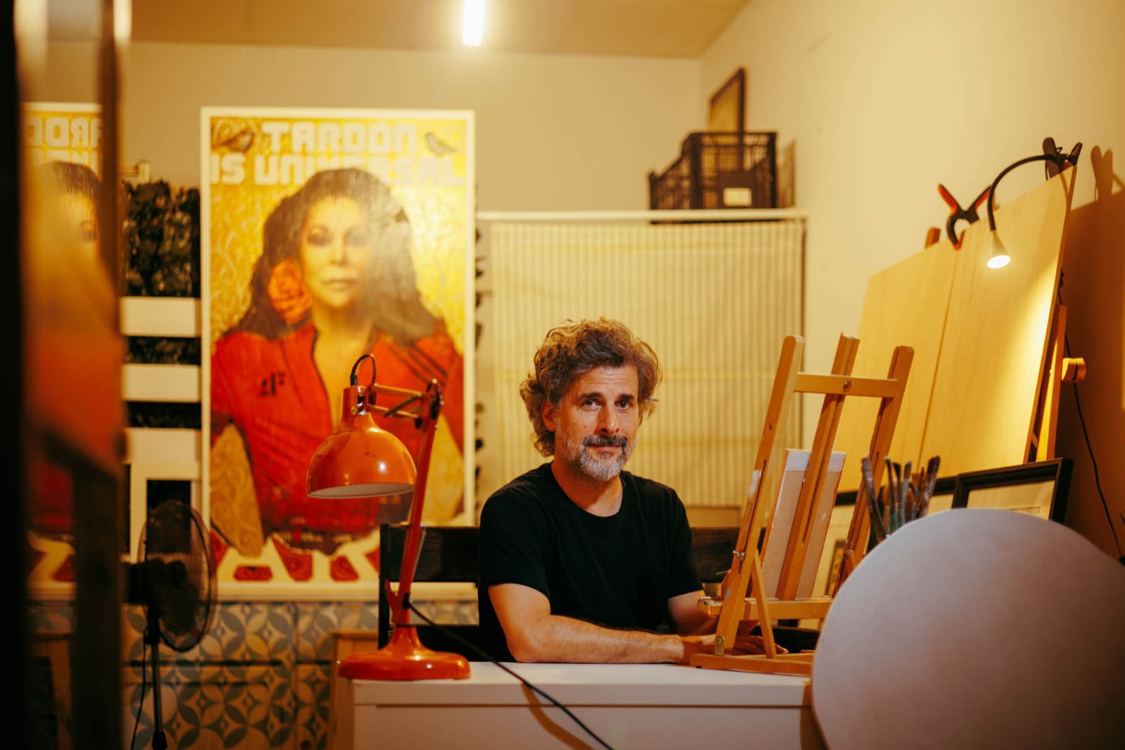 Roberto Alberto, en su estudio de la calle Bustos Tavera de Sevilla.