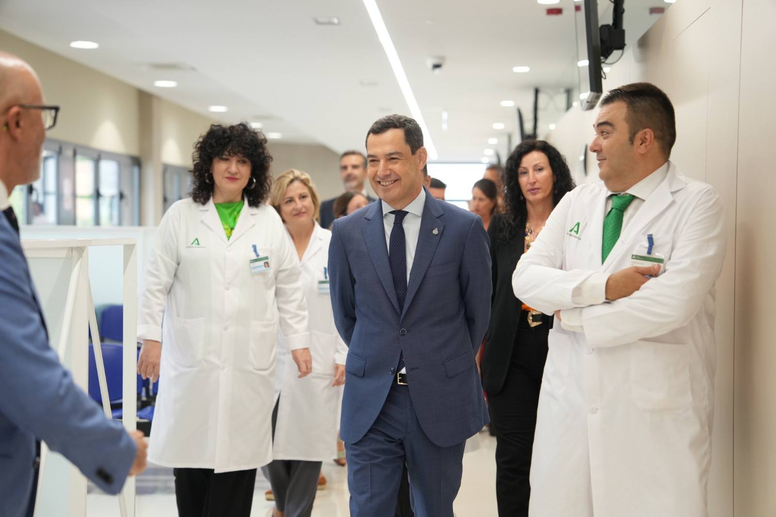 Juanma Moreno, esta misma semana, en la inauguración de un centro de salud en Almería.