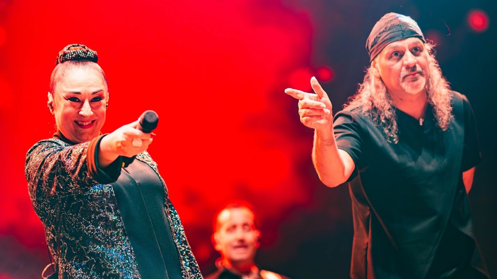 Camela, en uno de sus concierto, en una imagen publicada en sus redes sociales.