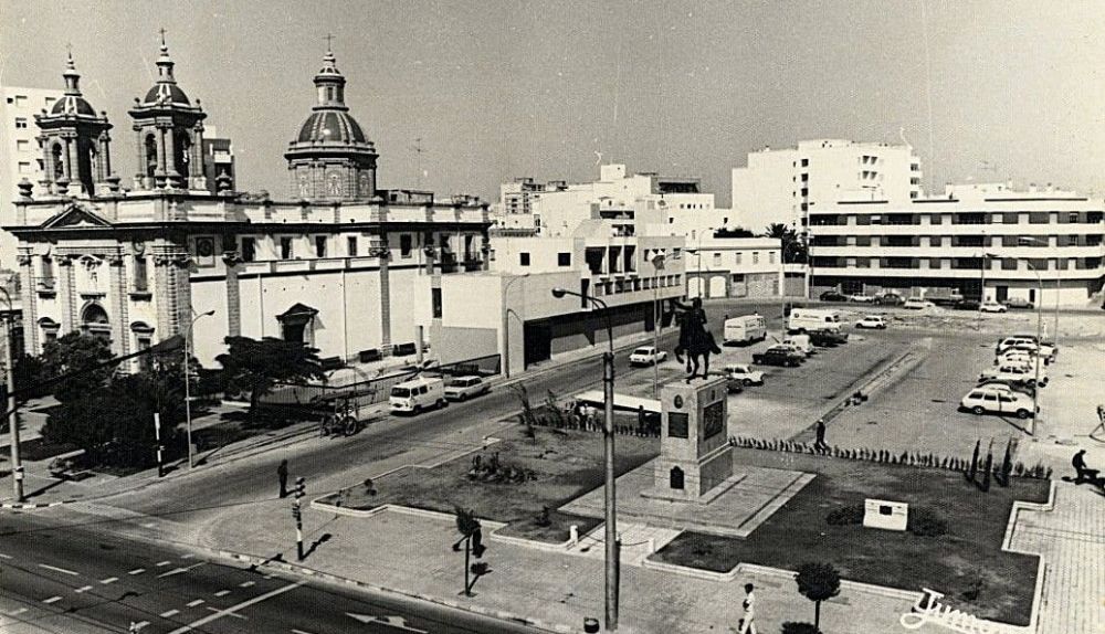 Monumento al General San Martín, 1975. Foto Juman (1)