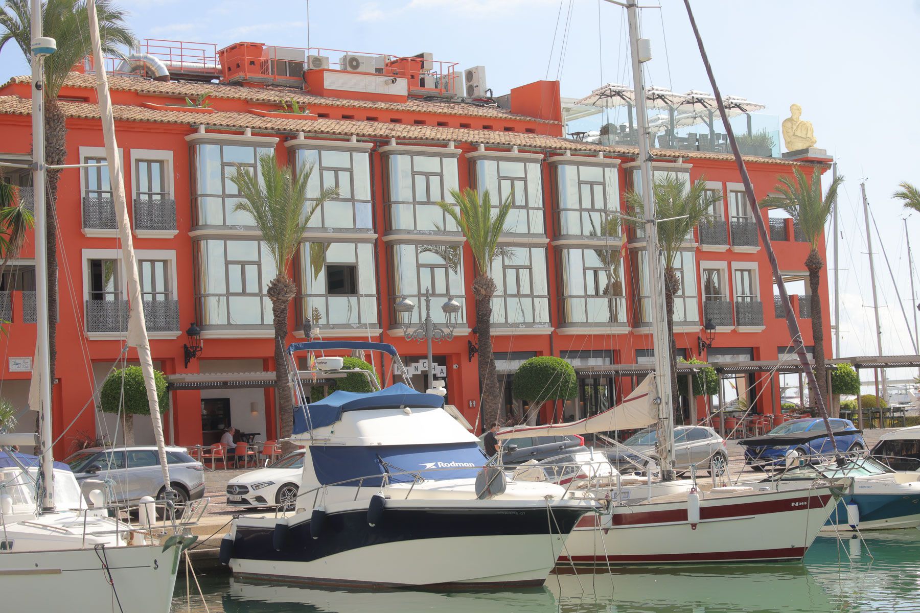 Vista del complejo hotelero de Messi en su emplazamiento en Sotogrande, en la costa de Cádiz.