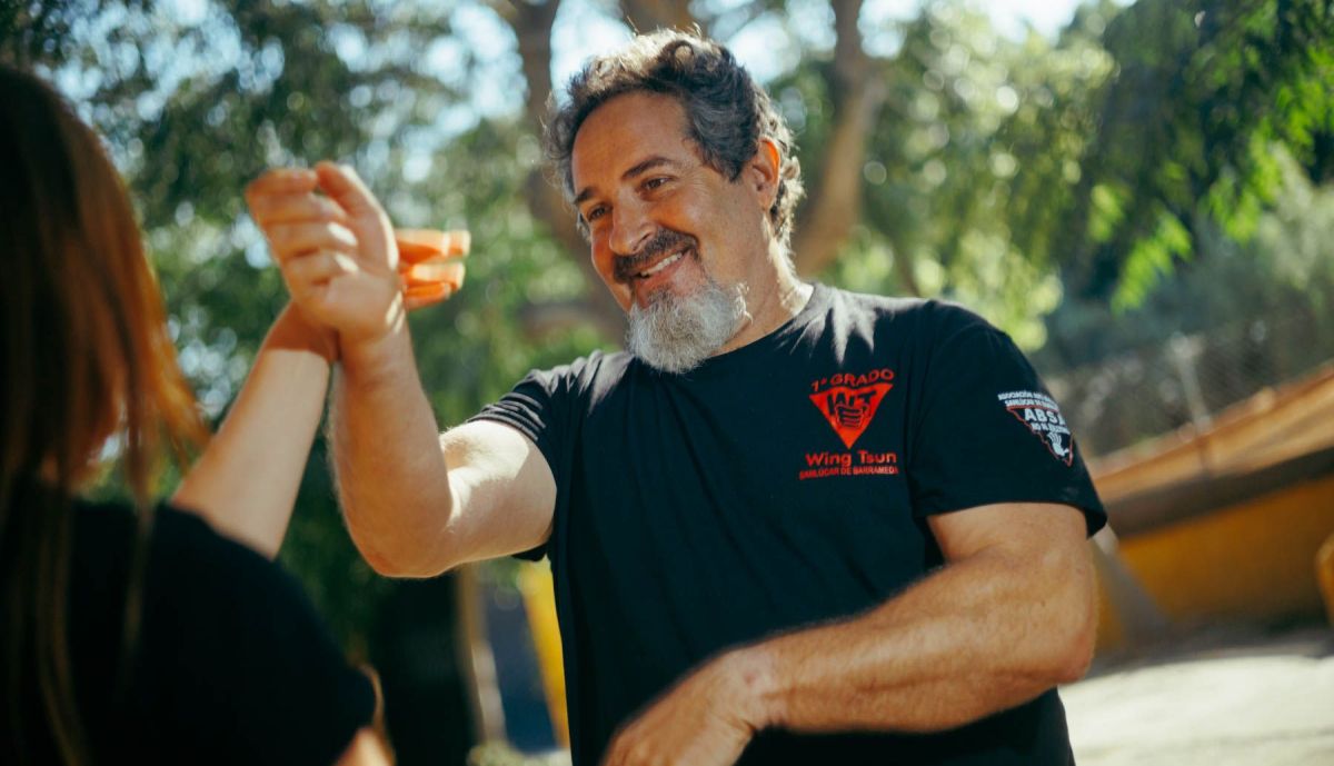 Ahinoa practicando Lap Sao con José Manuel. 