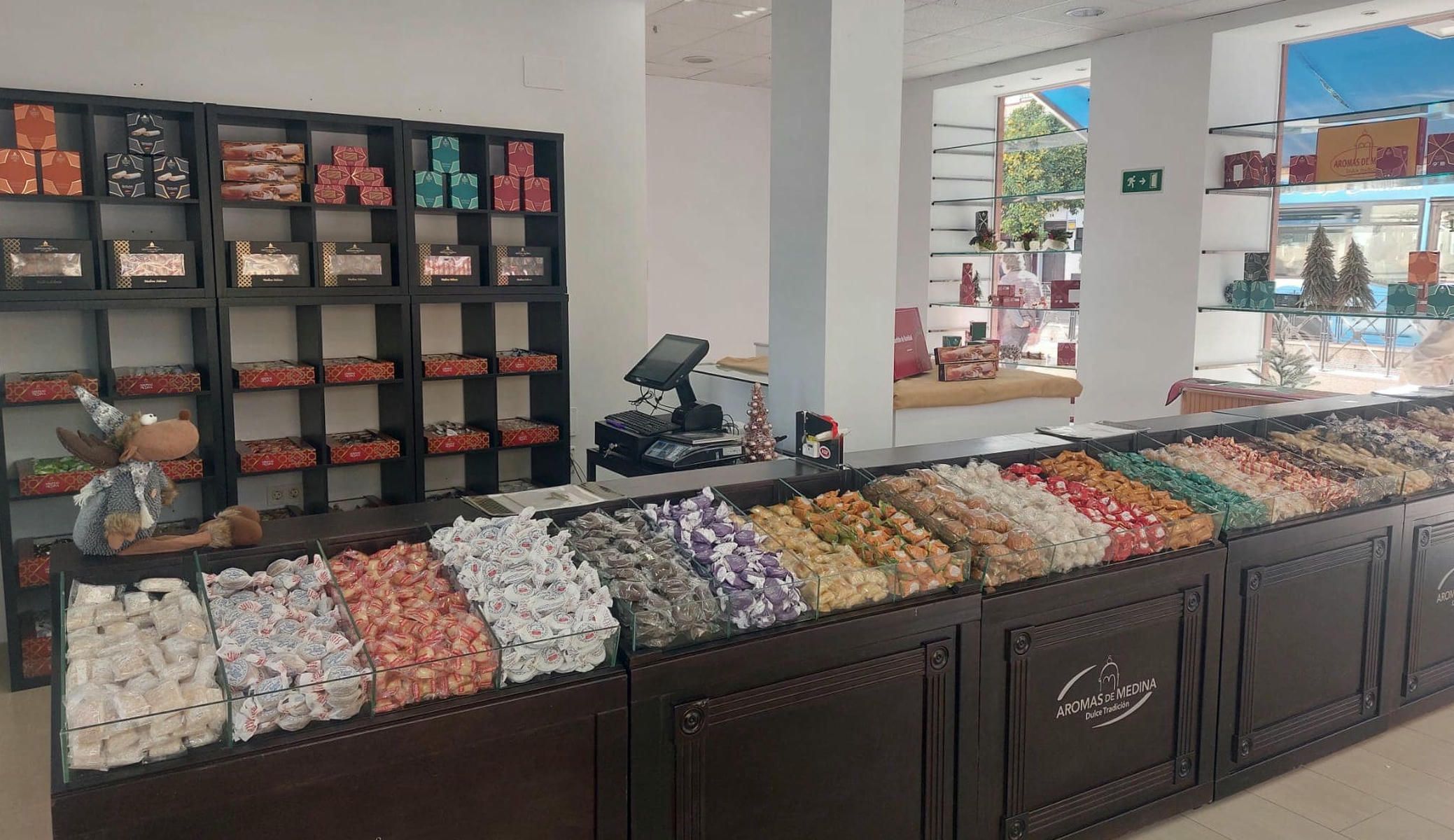 Los productos de Aromas de Medina, en una de sus tiendas.