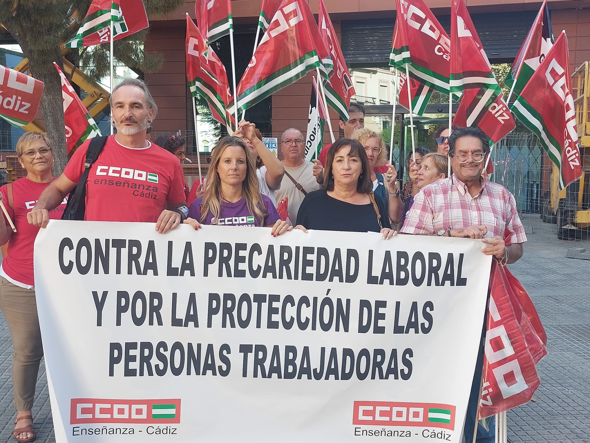 Protesta de los educadores sociales en Cádiz.