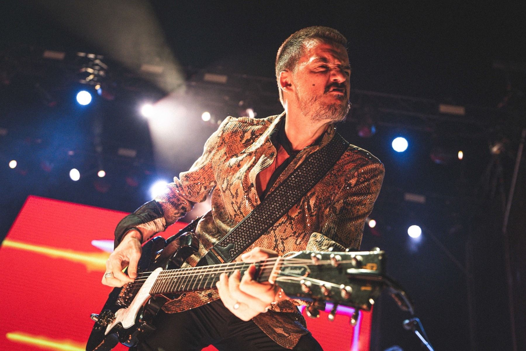 Concierto de Coque Malla en el Festival del Patio de Sevilla.