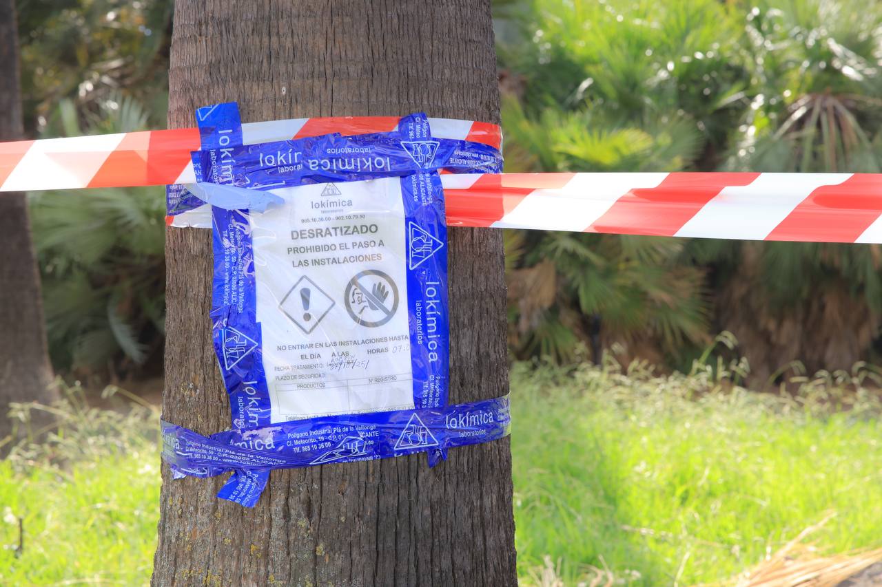 Detalle de los carteles colocados.