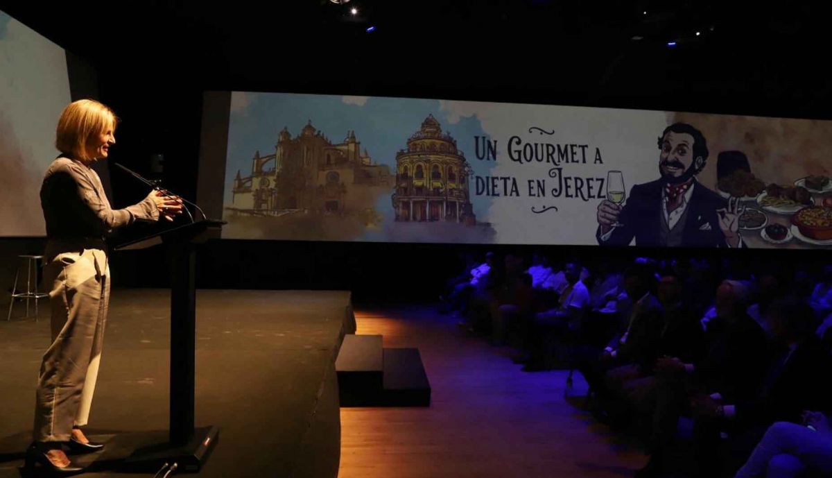 García-Pelayo, en un momento de la presentación de 'Un Gourmet a dieta en Jerez'.