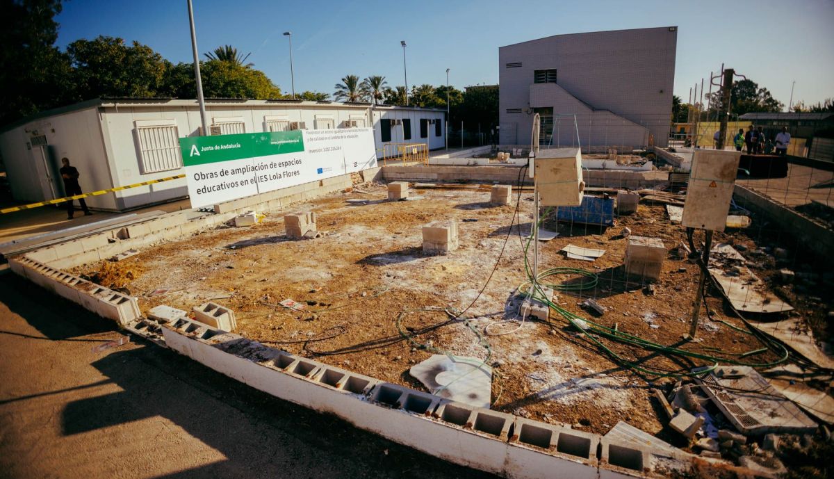 PRIMERA PIEDRA IES LOLA FLORES 08