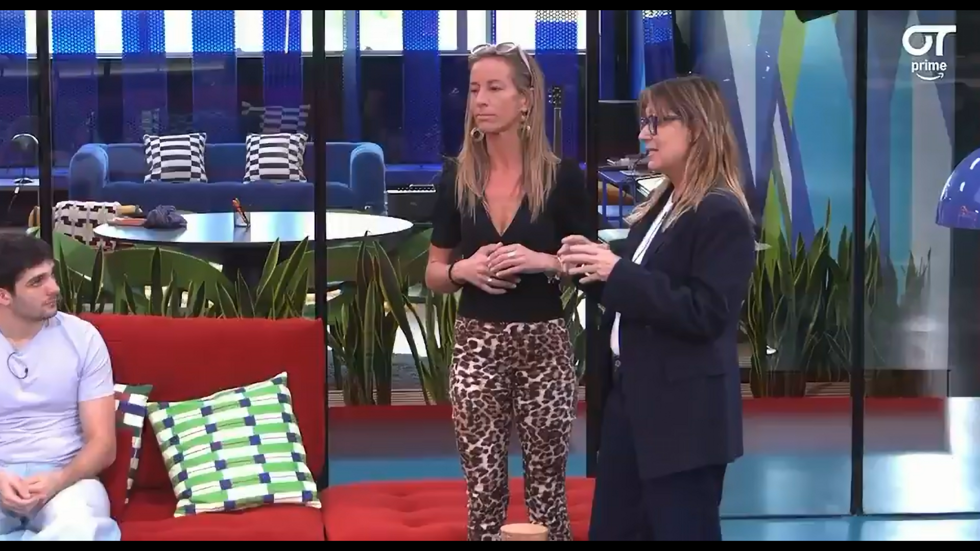 OT invita a una psicóloga para hablar del acoso. OT invita a una psicóloga para hablar del acoso.