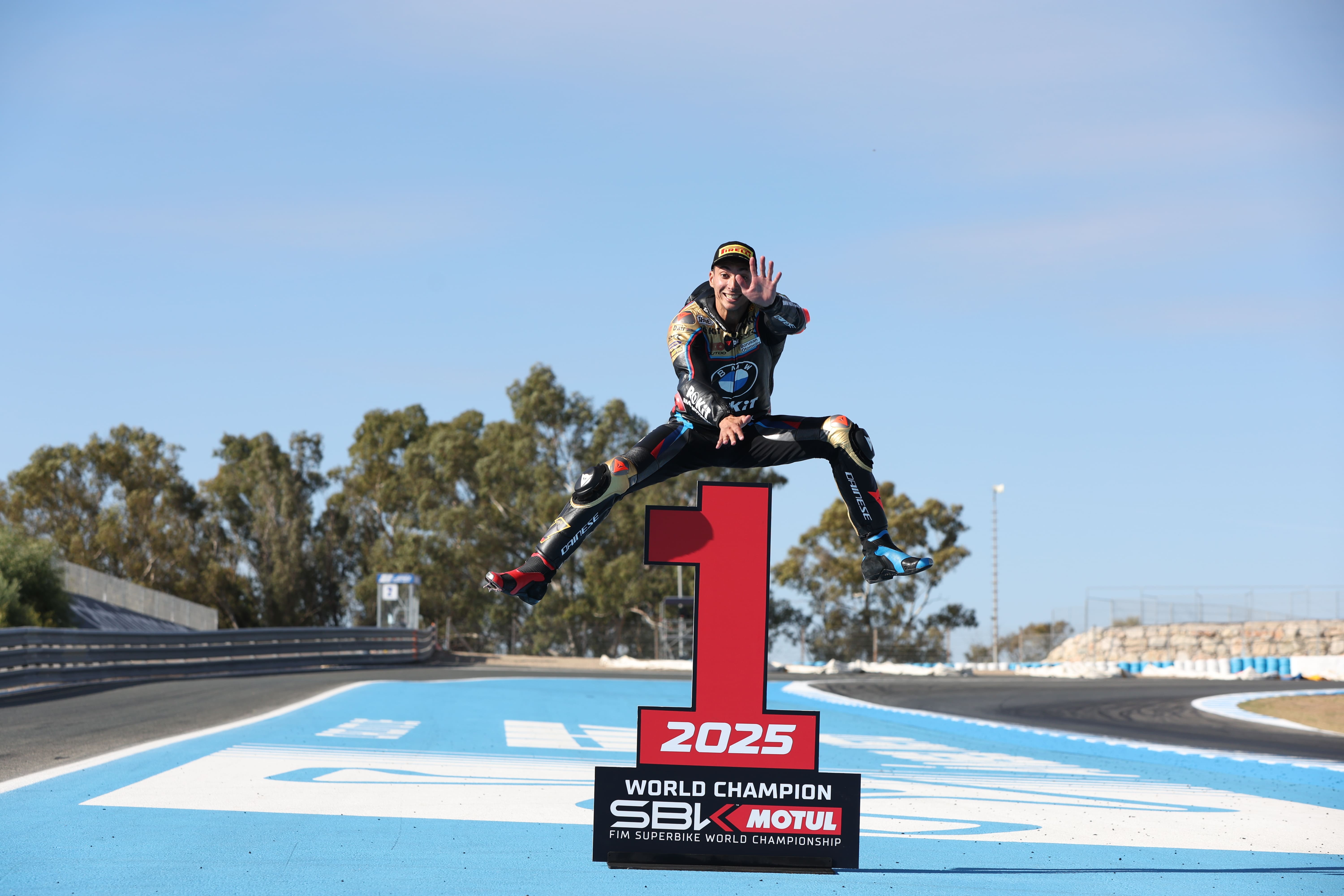 Este domingo se han decidido todos los títulos de Superbike en Jerez. Este domingo se han decidido todos los títulos de Superbike en Jerez.