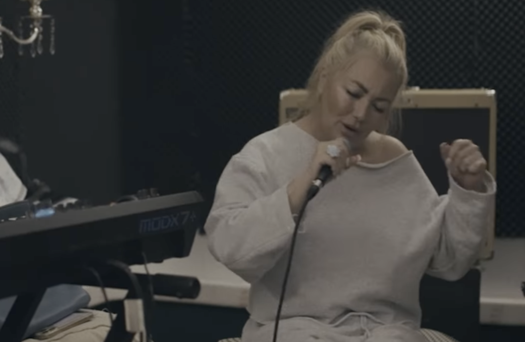 Amaia Montero en el ensayo con La Oreja de Van Gogh tras el anuncion de su regreso. Amaia Montero en el ensayo con La Oreja de Van Gogh tras el anuncion de su regreso.